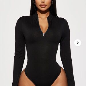 Fashion Nova Black Zipper Bodysuit